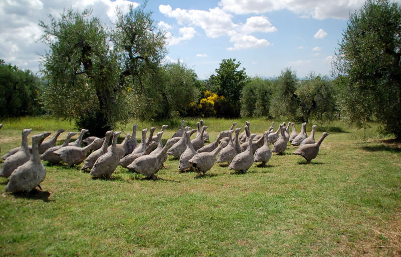 Kunstwerk im Garten Daniel Spoerri